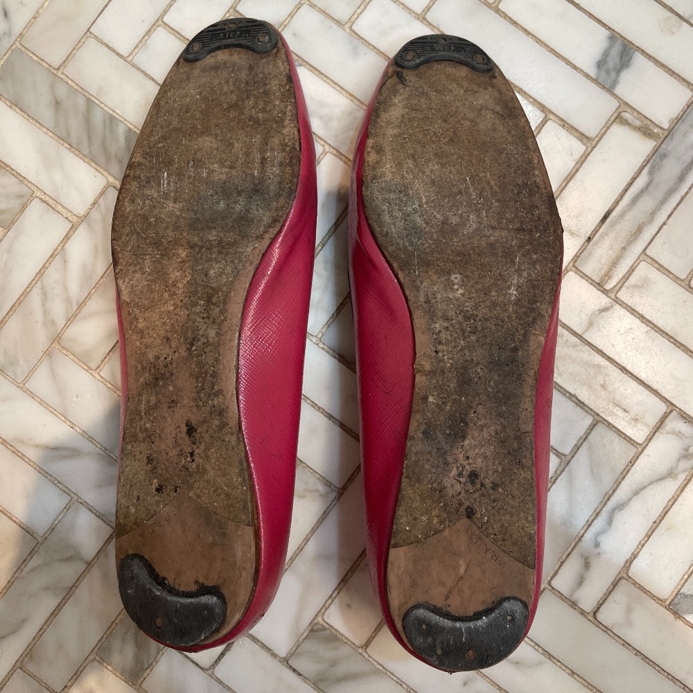 Pink Prada flat - Picture 2 of 3